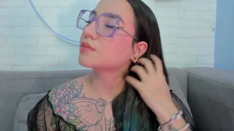 Deva Blue online show from February 2025 08:44:02 AM