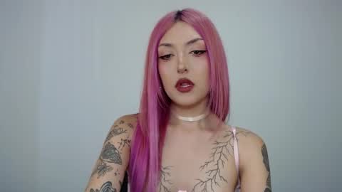 Angel Boo and Adrian online show from December 2025 05:41:01 PM