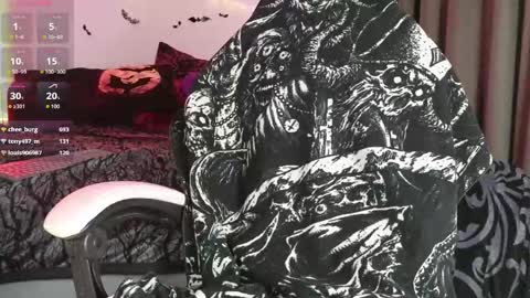 devil_s_bride online show from April 2026 06:01:01 PM