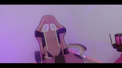 devilchlloe online show from December 2024 10:55:02 PM