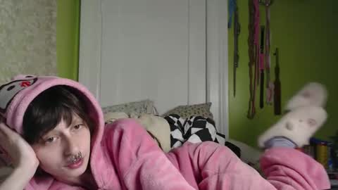 poutyangel online show from November 2025 05:51:02 AM