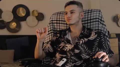 devin_ho online show from January 2026 12:43:02 PM