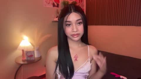 Devine Greyson online show from November 2025 03:33:01 PM