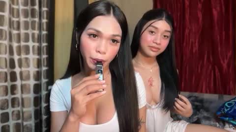 Snapshot of devine_goddessx chatting on February 2026 02:38:01 PM Devine Greyson online show from February 2026 02:38:01 PM