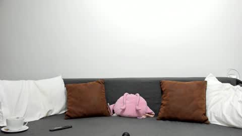 Misha online show from October 2025 06:44:01 AM