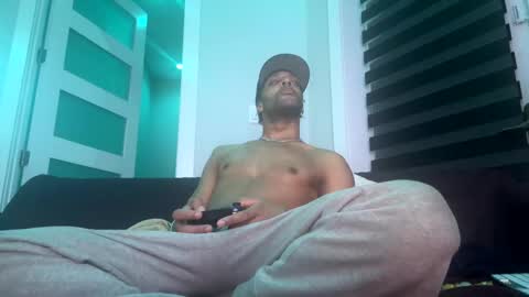 Snapshot of devinljclark chatting on November 2025 08:58:02 AM devinljclark online show from November 2025 08:58:02 AM