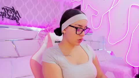 DevoraCook online show from November 2025 01:54:01 PM