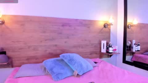 Snapshot of devoraevanss1 chatting on October 2025 04:52:01 PM Mrs Devora online show from October 2025 04:52:01 PM