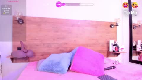 Snapshot of devoraevanss1 chatting on November 2025 09:14:02 PM Mrs Devora online show from November 2025 09:14:02 PM