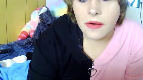 devykitten online show from April 2026 04:50:02 PM