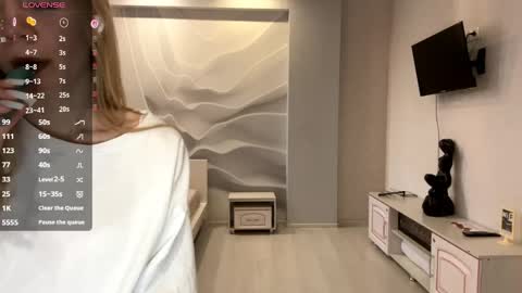 dewdropdoll online show from May 2026 12:34:01 PM