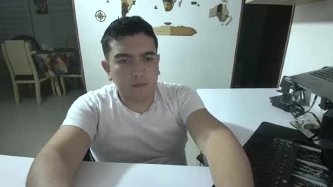 Snapshot of dex014 chatting on September 2025 02:35:02 AM dex014 online show from September 2025 02:35:02 AM