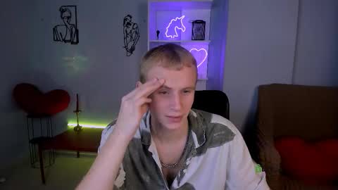 Snapshot of dexter_mitch chatting on December 2025 08:59:01 PM Dekster online show from December 2025 08:59:01 PM