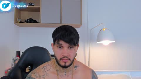 JULIAN online show from January 2025 09:06:01 PM