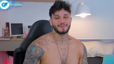 JULIAN online show from January 2025 03:20:01 AM