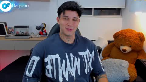 JULIAN online show from January 2025 12:18:01 AM