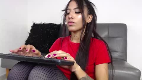 Snapshot of deysha_garncia chatting on March 2026 04:12:02 PM Deysha online show from March 2026 04:12:02 PM