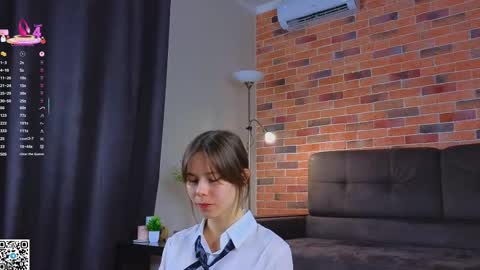 Snapshot of deyvessa chatting on September 2025 05:45:01 PM Kira online show from September 2025 05:45:01 PM