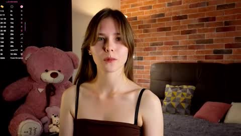 Snapshot of deyvessa chatting on October 2025 05:43:02 PM Kira online show from October 2025 05:43:02 PM