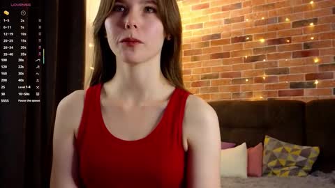 Snapshot of deyvessa chatting on October 2025 07:02:02 PM Kira online show from October 2025 07:02:02 PM