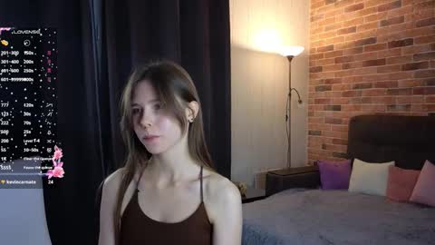 Snapshot of deyvessa chatting on November 2025 05:22:01 PM Kira online show from November 2025 05:22:01 PM