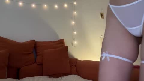 Di Alex online show from November 2025 12:08:02 PM