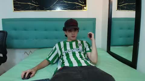   online show from October 2025 08:20:01 PM