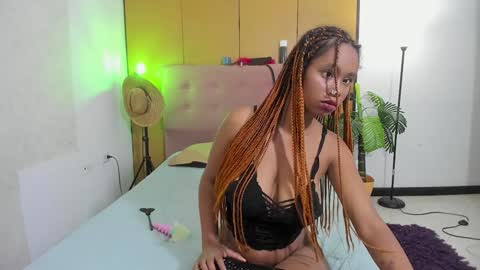 Snapshot of diabla_sexyboobs chatting on January 2025 06:47:02 AM D I A B L A online show from January 2025 06:47:02 AM