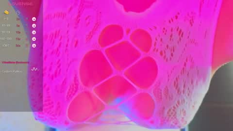 Snapshot of diablo_girl chatting on January 2025 10:29:02 PM online show from January 2025 10:29:02 PM