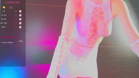 Snapshot of diablo_girl chatting on January 2025 03:56:02 AM online show from January 2025 03:56:02 AM