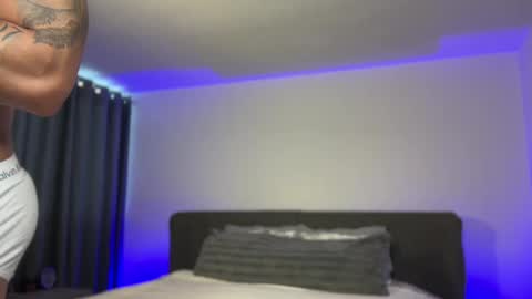 Diego online show from September 2025 09:04:02 PM