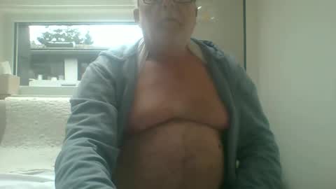 Snapshot of dial76 chatting on January 2025 10:50:02 AM dial76 online show from January 2025 10:50:02 AM