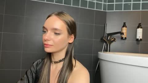 Snapshot of dialinkaaaa chatting on March 2026 02:06:02 AM dialinkaaaa online show from March 2026 02:06:02 AM