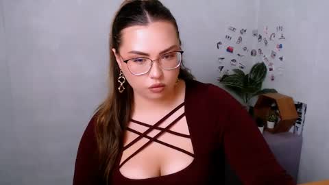 Snapshot of diamantkriss_ chatting on April 2026 06:44:02 AM Kriss online show from April 2026 06:44:02 AM