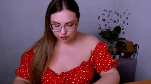 Snapshot of diamantkriss_ chatting on April 2026 01:00:02 PM Kriss online show from April 2026 01:00:02 PM