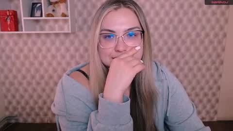 Snapshot of diamantkriss_ chatting on April 2026 09:43:01 AM Kriss online show from April 2026 09:43:01 AM