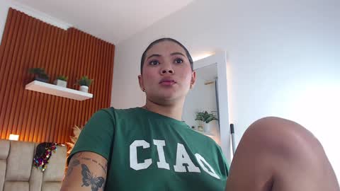 Snapshot of diamond_canela chatting on January 2025 05:16:01 AM diamond_canela online show from January 2025 05:16:01 AM