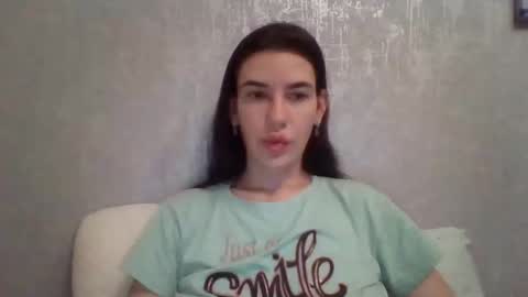 Snapshot of diamond_dana chatting on December 2024 10:52:02 PM Diamond Dana online show from December 2024 10:52:02 PM