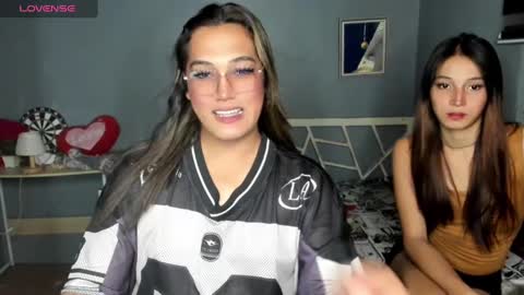 Snapshot of diamond_foxy chatting on March 2025 12:43:01 PM Wency online show from March 2025 12:43:01 PM