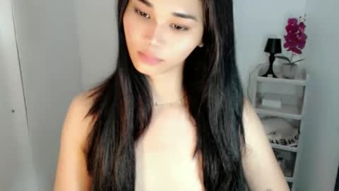 Snapshot of diamond_temptress chatting on April 2026 11:04:01 AM diamond_temptress online show from April 2026 11:04:01 AM
