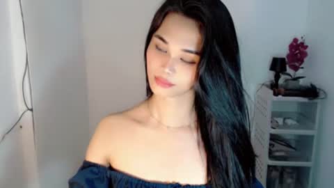 Snapshot of diamond_temptress chatting on May 2026 09:13:01 PM diamond_temptress online show from May 2026 09:13:01 PM