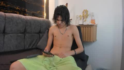 Snapshot of diamond_twink chatting on March 2026 01:58:02 PM diamond_twink online show from March 2026 01:58:02 PM