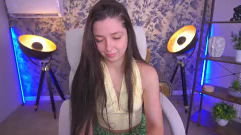 Snapshot of diamondeyeess chatting on July 2026 06:07:02 AM Sasha online show from July 2026 06:07:02 AM