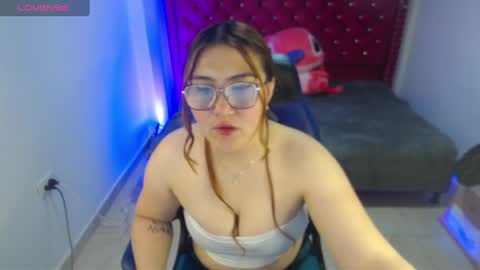 Snapshot of diamondfox_m chatting on February 2025 12:22:02 PM Your Diamond online show from February 2025 12:22:02 PM