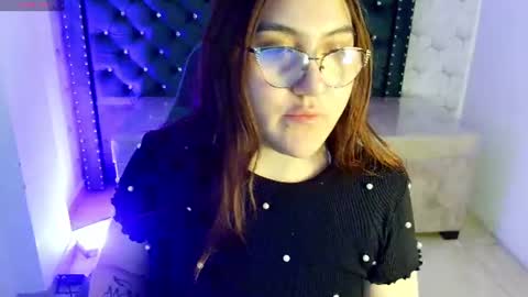 Snapshot of diamondfox_m chatting on June 2026 10:53:02 AM Your Diamond online show from June 2026 10:53:02 AM