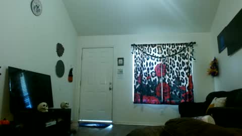 Snapshot of diamondmonroexo chatting on October 2025 05:10:02 PM DiamondMonroeXo online show from October 2025 05:10:02 PM