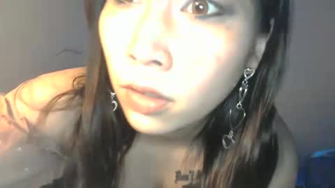 Snapshot of diamondshadows chatting on February 2025 02:55:02 AM Diamonds online show from February 2025 02:55:02 AM