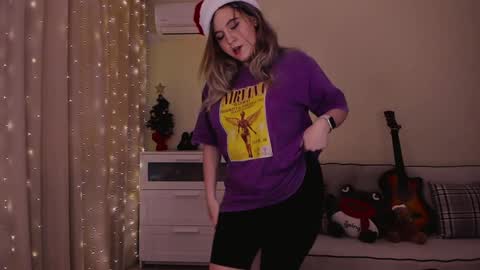 Diana online show from December 2024 09:51:01 AM