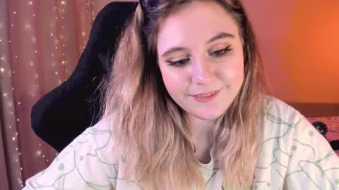 Diana online show from February 2025 01:22:02 PM