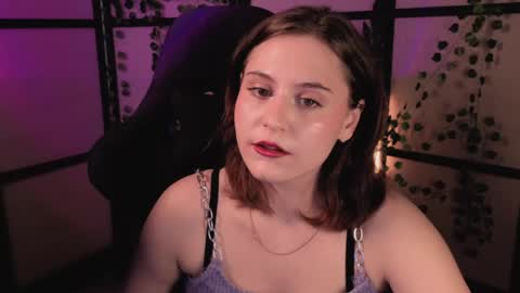 Snapshot of diana_floweri chatting on May 2026 12:42:01 PM Diana online show from May 2026 12:42:01 PM